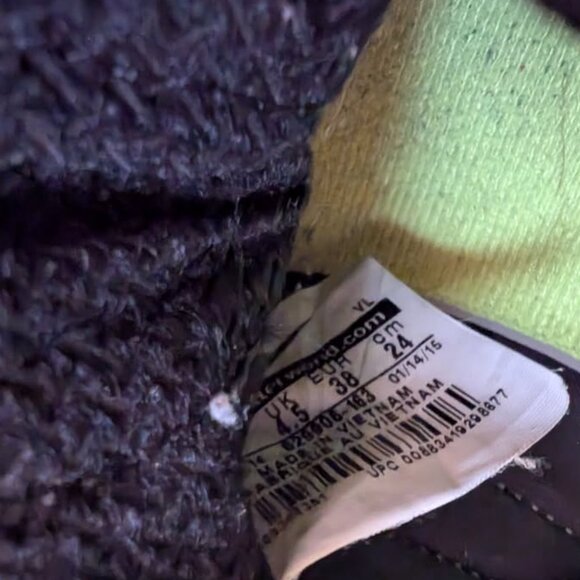 Nike Cleats - size 38 EUR, 35 UK, 7US - Picture 4 of 4